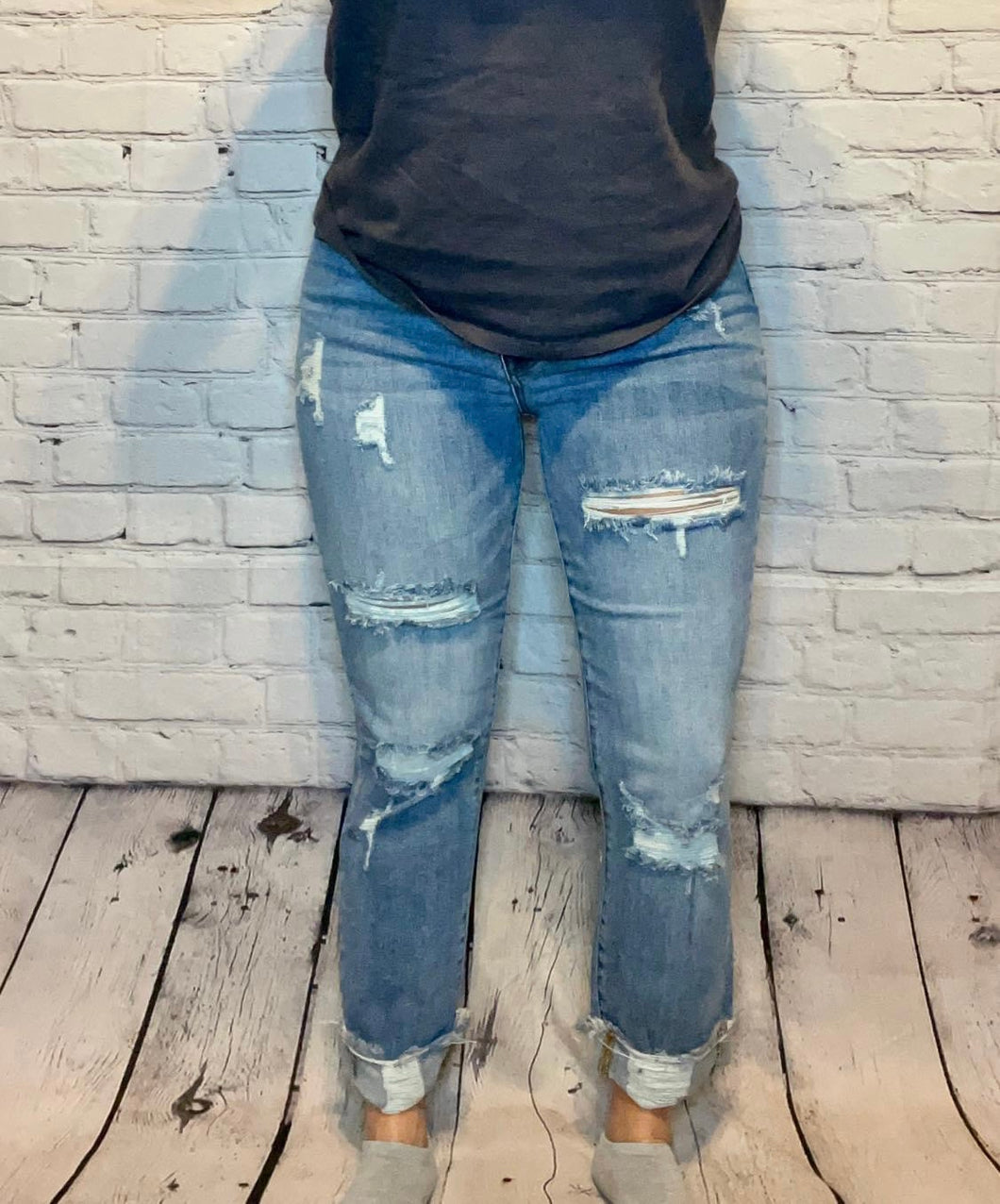 Washed Boyfriend Capris