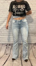 Load image into Gallery viewer, Bootcut acid wash jeans
