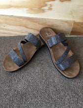 Load image into Gallery viewer, Sparkle sandals
