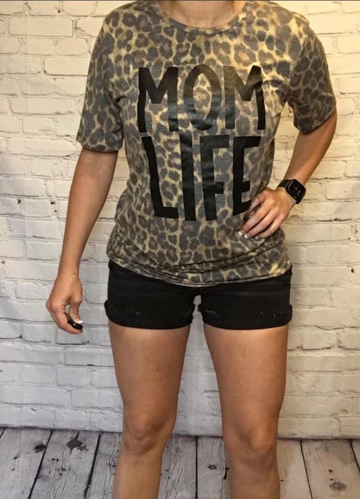 Leopard Mom Life tee