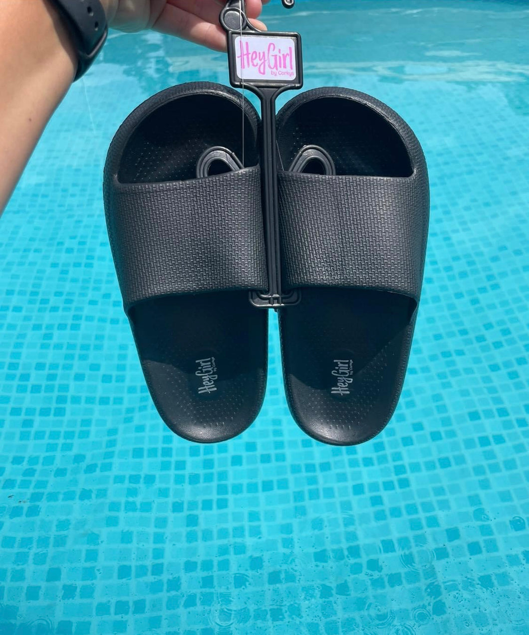 Black Parasail Slides