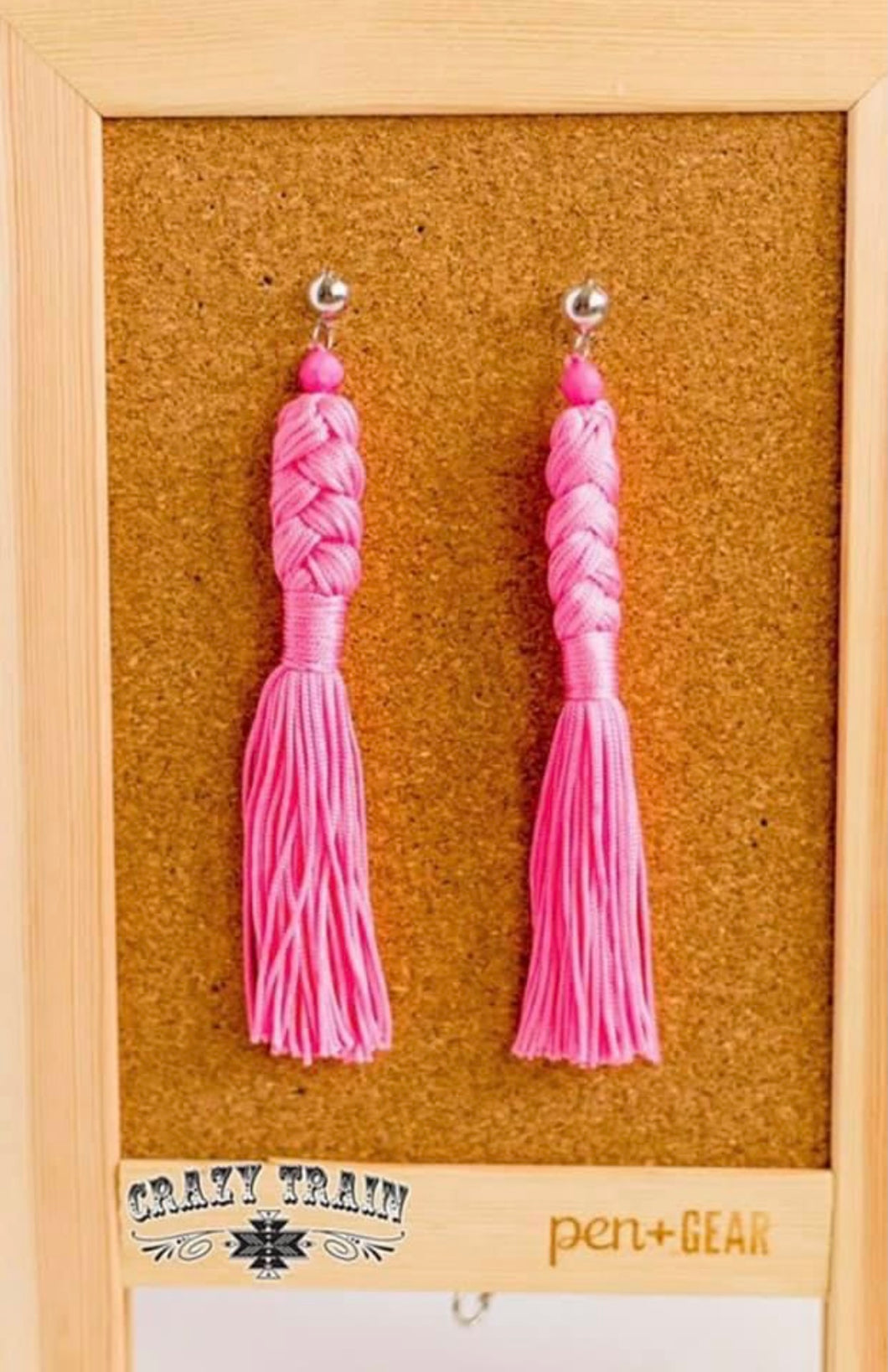 Plot Twist earrings